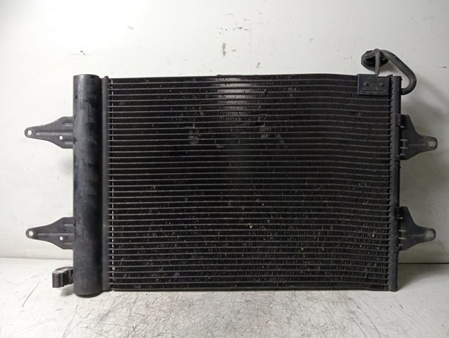 VAG 6Q0820411 Condensador de aire acondicionado  disponible España