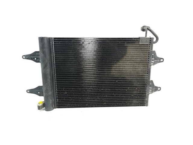 Condensador / radiador  aire acondicionado para volkswagen polo 1.2 12v azq 6Q0820411E