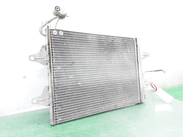 Condensador / radiador  aire acondicionado para volkswagen polo 1.4 16v bky 6Q0820411E