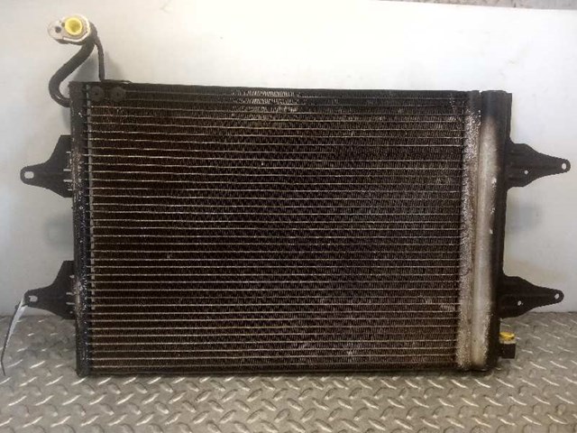 VAG 6Q0820411H Condensador de aire acondicionado  comprar en Ponferrada