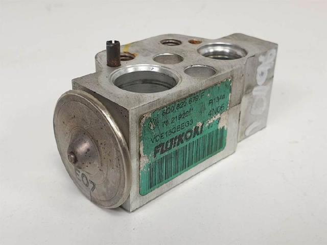 6Q0820679F Válvula TRV del aire acondicionado  disponible Málaga