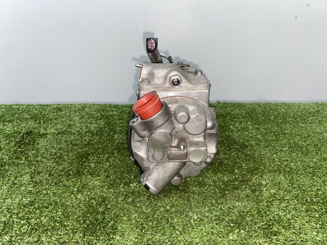 VAG 6Q0820808A Compresor de aire acondicionado  en stock Terrassa