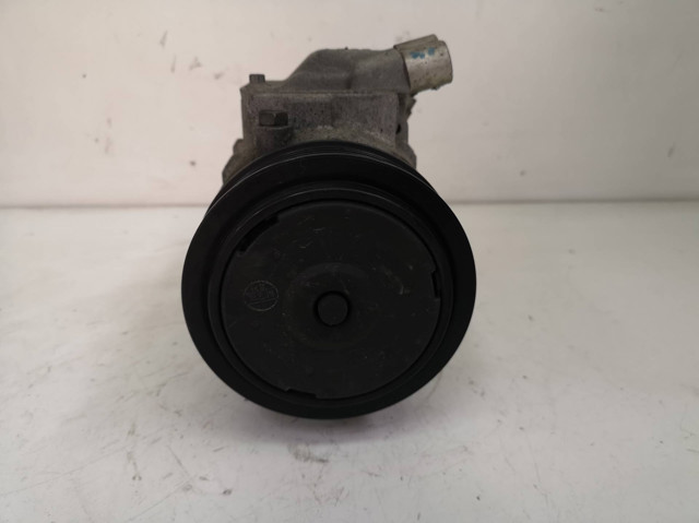 6Q0820808B Compresor de aire acondicionado  disponible Utrera