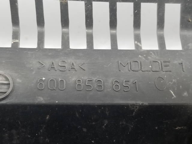 6Q0853651C Parrilla del radiador  comprar en Pontevedra