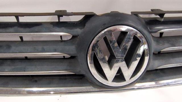 VAG 6Q0853653E Parrilla del radiador  disponible Lugo