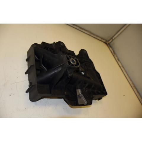 6Q0915331D VAG Soporte de batería  en stock Gandía