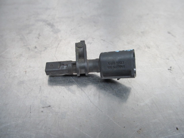 VAG 6Q0927804B Sensor ABS delantero derecho  en stock Terrassa