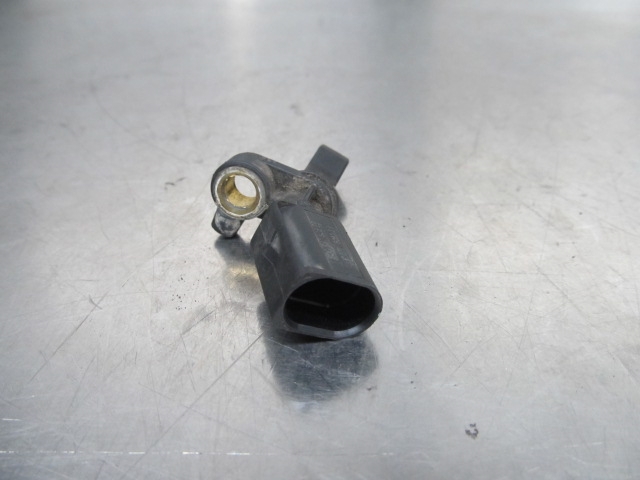6Q0927808B Sensor ABS trasero derecho  en stock Castellón