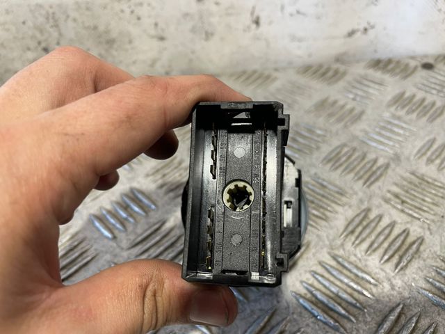 6Q0941531B Interruptor de luces en el tablero  comprar en Pontevedra
