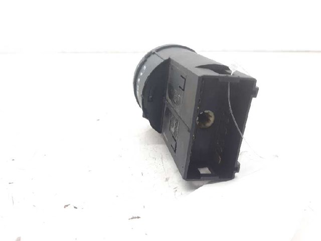 6Q0941531C Interruptor de luces en el tablero  disponible Utrera