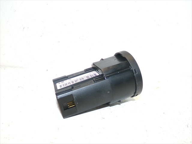 6Q0941531M Interruptor de luces en el tablero  comprar en Reus