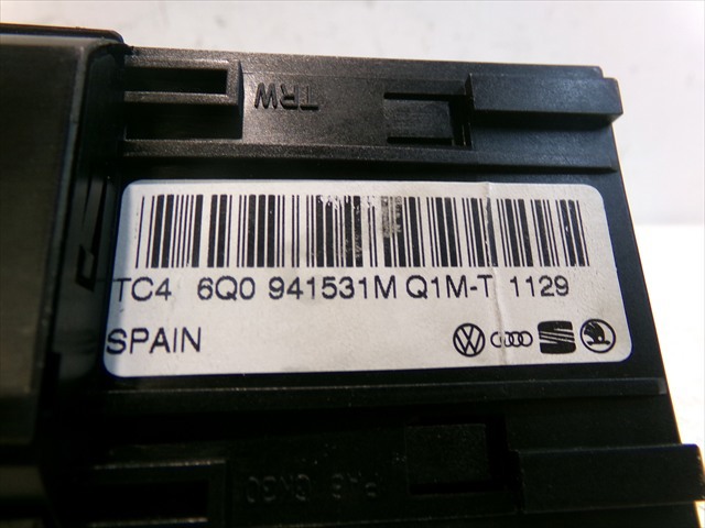 6Q0941531M Interruptor de luces en el tablero comprar Girona
