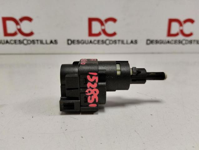 6Q0945511 Interruptor de luz de freno  disponible Málaga