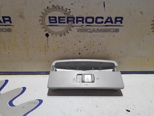 VAG 6Q0947105F Luz interior trasera  en stock Terrassa