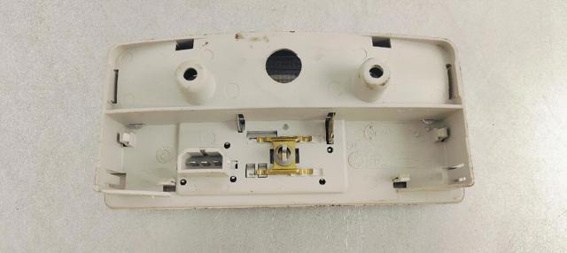 6Q0947105F Luz interior trasera  en stock Sabadell