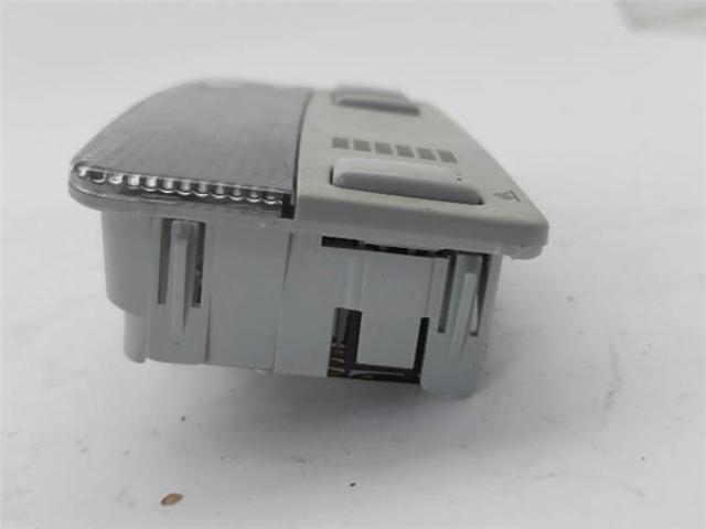 6Q0947105MY20 Luz de techo interior (cabina)  comprar en Reus