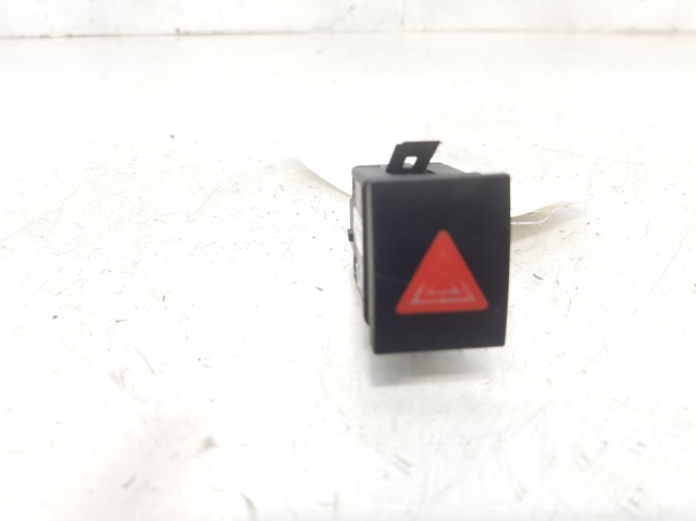 Boton de luz de emergencía Volkswagen Polo IV hatchback comprar en España