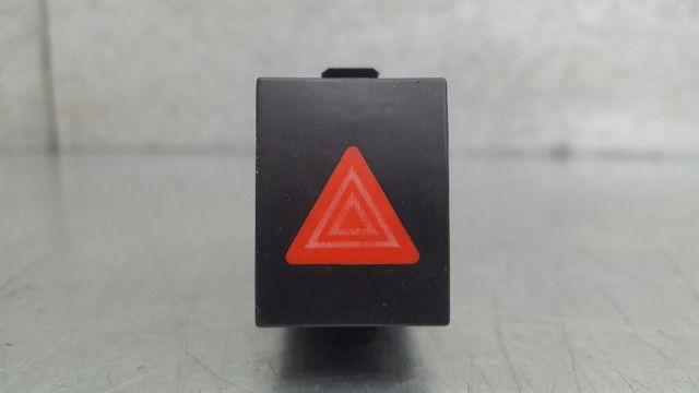 6Q0953235 Boton de luz de emergencía  en stock Sabadell