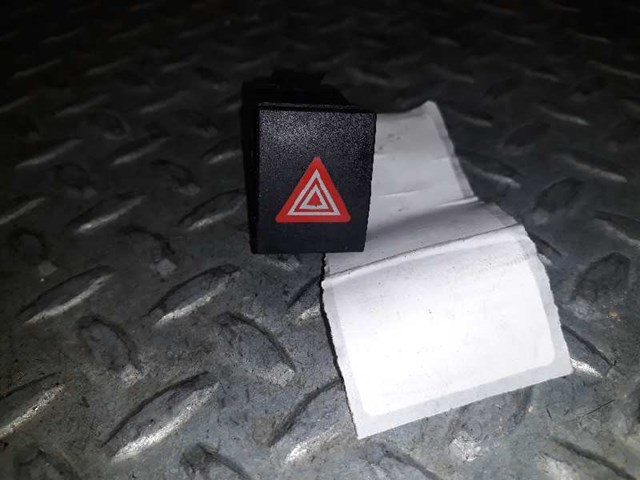 VAG 6Q0953235A Boton de luz de emergencía  en stock Valencia