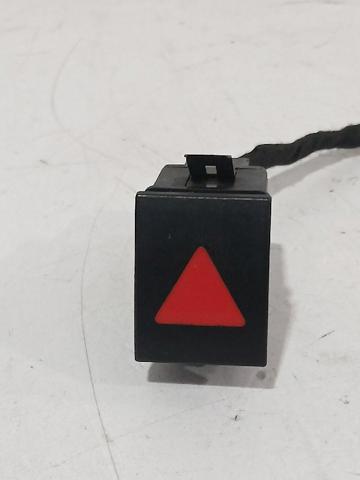 6Q0953235A Boton de luz de emergencía  en stock Sabadell