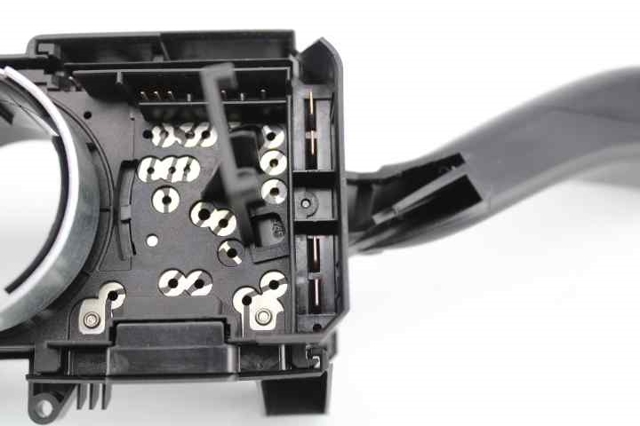 6Q0953503EE VAG Conmutador de la columna de dirección completo  disponible Alicante
