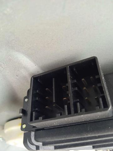 6Q0959811A Motor del elevalunas de la puerta trasera izquierda  comprar en Zaragoza