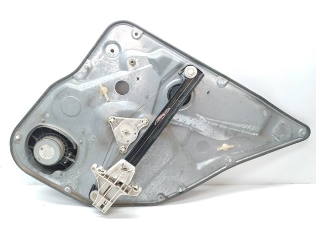 6Q0959811A Motor del elevalunas de la puerta trasera izquierda  disponible Burgos