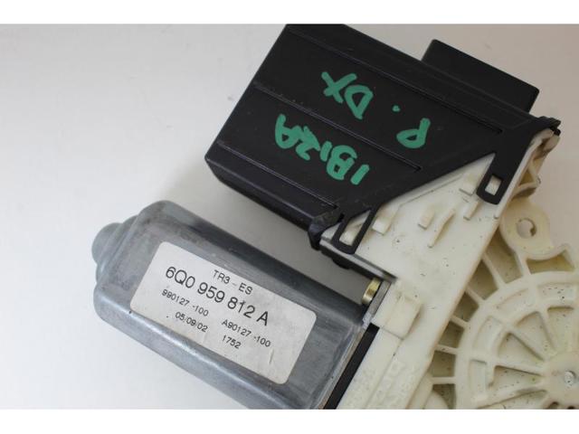 VAG 6Q0959812A Motor del elevalunas de la puerta trasera derecha  disponible Lugo