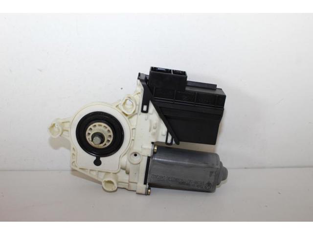 VAG 6Q0959812A Motor del elevalunas de la puerta trasera derecha  en stock Terrassa