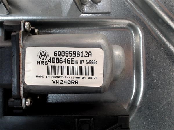 6Q0959812A Motor del elevalunas de la puerta trasera derecha  comprar en Pontevedra
