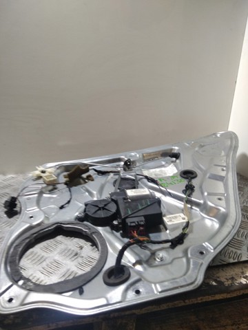 6Q0959812A Motor del elevalunas de la puerta trasera derecha comprar Girona