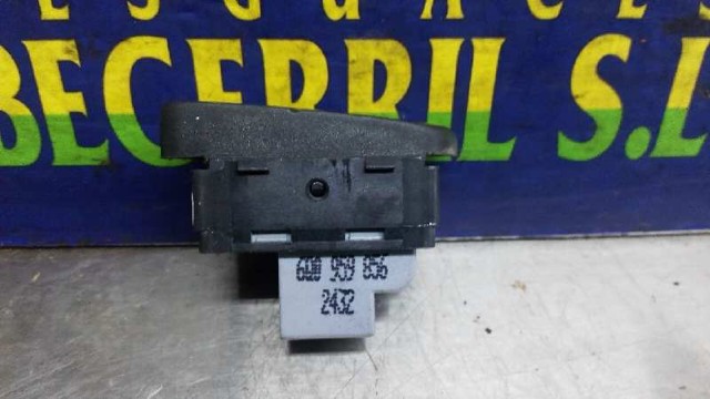 VAG 6Q0959856 Botón de encendido del motor del elevalunas trasero  en stock Terrassa