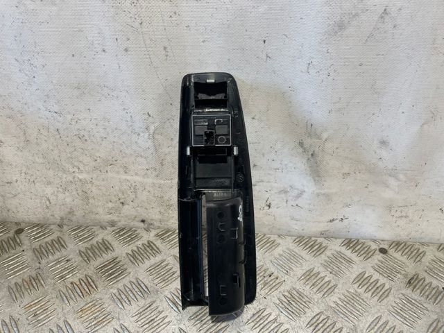 VAG 6Q0959856 Botón de encendido del motor del elevalunas trasero comprar Tarragona