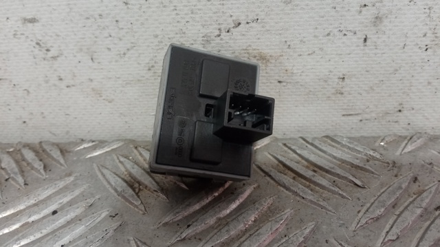 6Q0959858 VAG Interruptor de elevalunas delantera izquierda  en stock Gandía