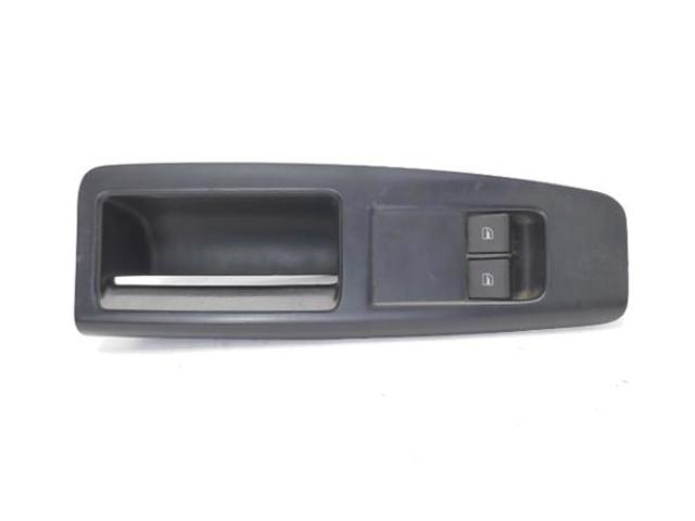 6Q09598589B9 Interruptor de elevalunas delantera izquierda  en stock Sabadell