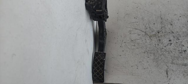 6Q1721503 Pedal del acelerador  en stock Granada