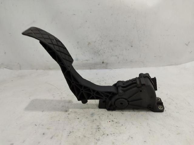 6Q1721503 Pedal del acelerador  comprar en Pontevedra