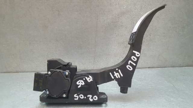 6Q1721503E Pedal del acelerador  disponible Málaga