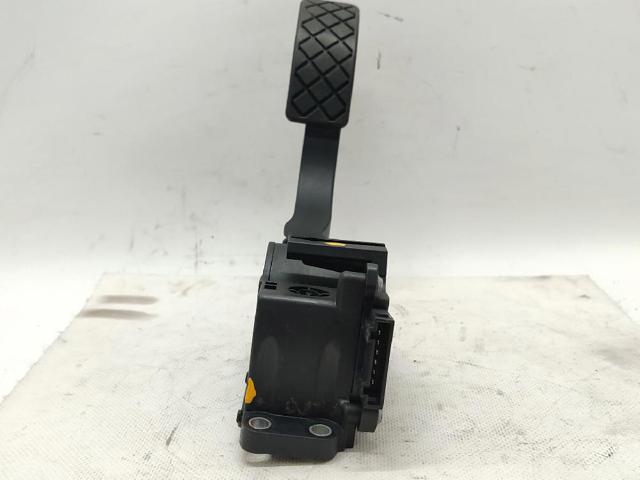 VAG 6Q1721503H Pedal del acelerador  disponible Lugo