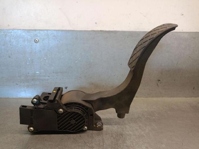 6Q1721503H Pedal del acelerador  en stock Sabadell