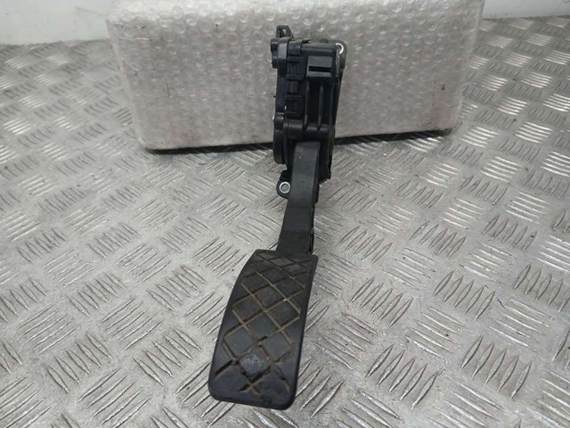 6Q1721503M Pedal del acelerador  comprar en Pontevedra