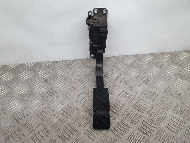 6Q1721503M Pedal del acelerador  en stock Granada