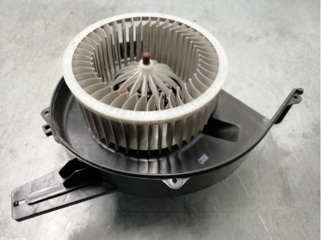 Motor calefaccion para skoda fabia i (6y2) (2005-2008) 1.6 tdi 6Q1819015