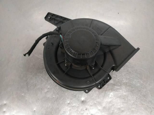 VAG 6Q1820015 Ventilador habitáculo comprar Pamplona