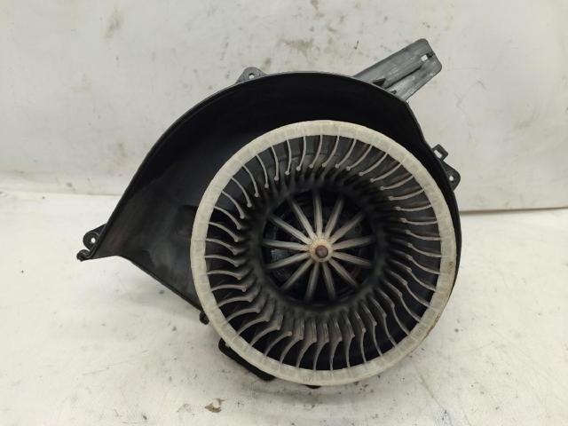 6Q1820015C Motor del ventilador del calefactor  disponible Burgos