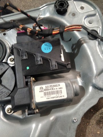6Q1959802A VAG