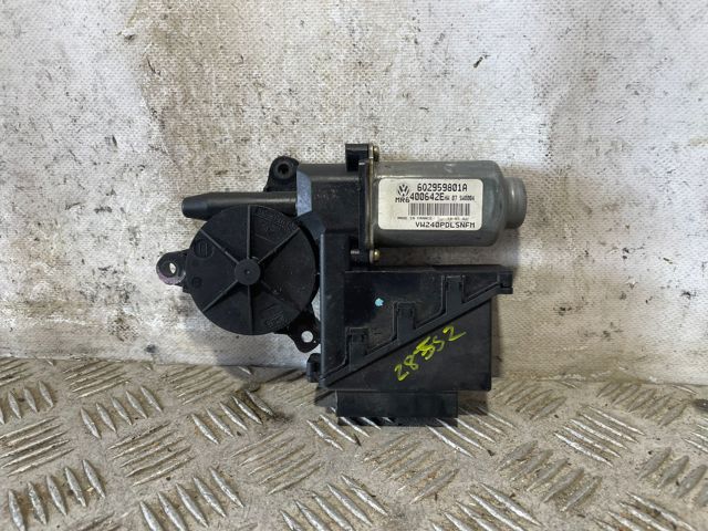 6Q2959801A Mecanismo de elevalunas delantero derecha comprar Sevilla