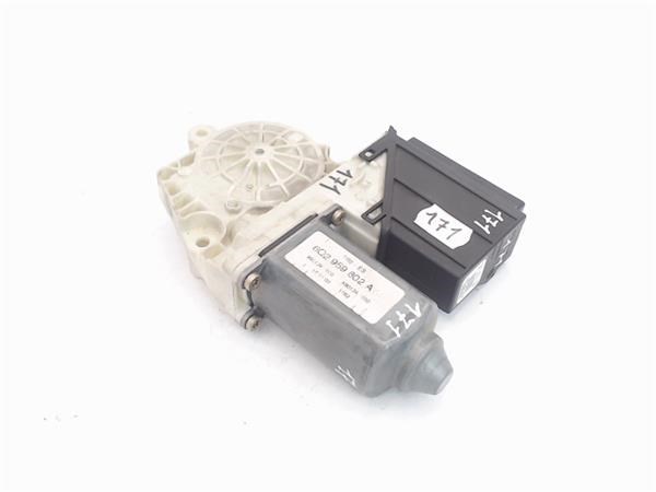 VAG 6Q2959802A Motor del elevalunas de la puerta delantera izquierda  comprar en Ponferrada