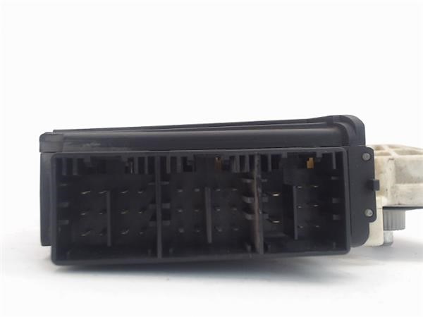 6Q2959802A VAG Motor del elevalunas de la puerta delantera izquierda  comprar en Jaén
