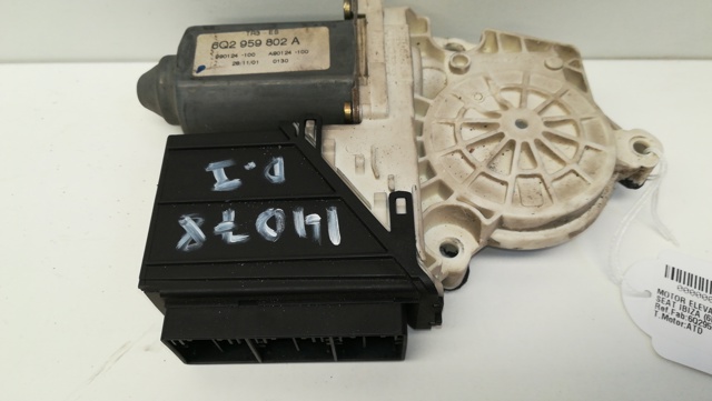6Q2959802A Motor del elevalunas eléctrico  en stock Castellón